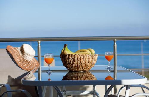 Sfakaki Apartamento | Oak Wood - Sea View Exclusive Maisonette