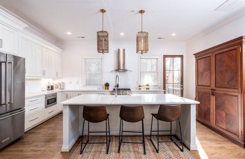 Oakhurst Casa | Oakhurst Neighborhood ~ Un crisol de artistas y emprendedores ~ Gourgeous