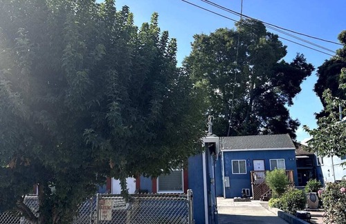 Longfellow Cabaña | Oakland Cottage Near Foodie Central