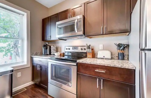Oakley Condominio | Oakley Square Sleeps 5-Fully Remodeled-Walkable