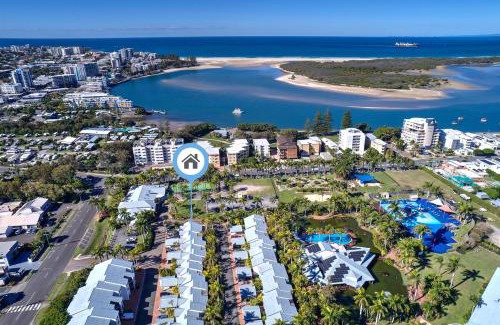 Golden Beach Casa | Oaks Family Getaway - Resort, Beach