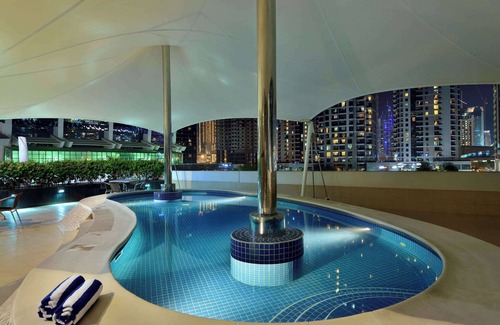 Jumeirah Lake Towers Apartamento | Oaks Liwa Heights Suites
