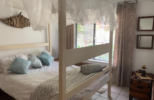 Buffalo Hills Game Reserve Casa | Oakspring Farm