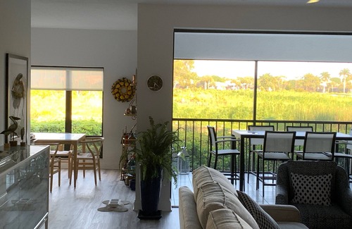 Bonita Bay Casa | Oakwood Lakes Condominium @ Bonita Bay