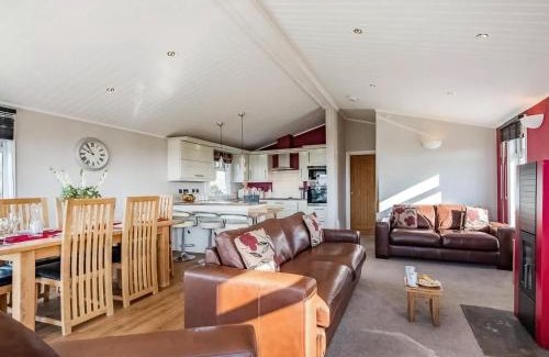Lochwinnoch Casa | Oakwood Lodge