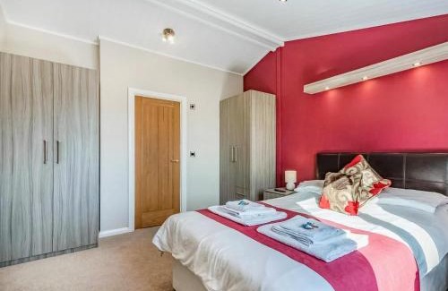 Lochwinnoch Casa | Oakwood Lodge