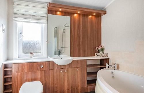 Lochwinnoch Casa | Oakwood Lodge