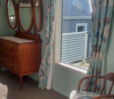 Oamaru Casa | Oamaru Green Cottage