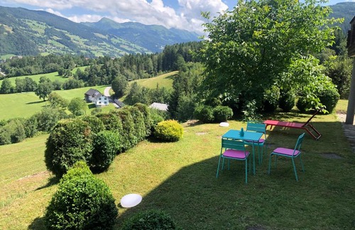 Falkenburg Apartamento | Oase im Ennstal Classic Landhaus