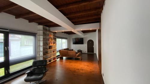 Laar Apartamento | OASE im grünen Hinterhof, EG, Ruhe, Terrasse, Carport, free PayTV, Kaffee&Tee, Fahrräder
