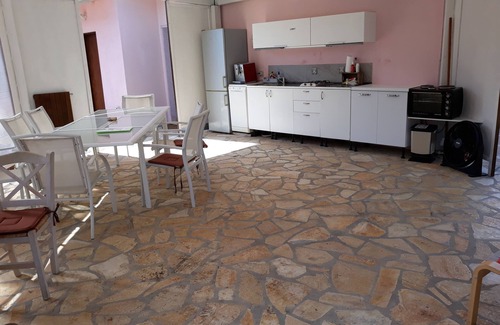 Giannades Casa | viviendo solo en el olivar, piscina, 3 km cerca del mar, lejos del turismo
