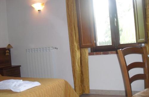 Torre A Castello Apartamento | Oasi Del Grillo