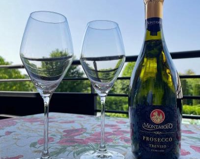 Conegliano Apartamento | Oasi di Luce a 10 min dalle Colline del Prosecco