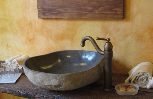 Rovagnate Casa | Oasi Galbusera Bianca