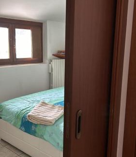 Brebbia Apartamento | Oasi Sole Laghi with Pool