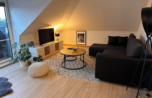 Friedrichstadt Apartamento | Oasis Appart - Living on the Elbe Valley - Balcony - Netflix - Underground parking