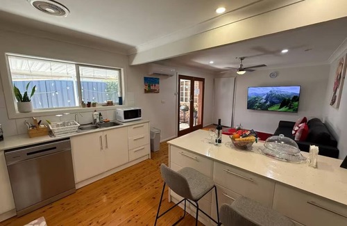 Budgewoi Casa | Oasis at the Lakeside