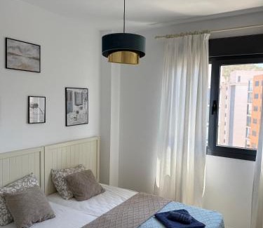 Villajoyosa Apartamento | Oasis Cala Alta New Apartment 120qm free parking, pool, 2 bath, 3bdr, Wi-Fi, air-condit