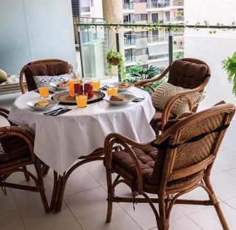 Villajoyosa Apartamento | Oasis Cala Alta New Apartment 120qm free parking, pool, 2 bath, 3bdr, Wi-Fi, air-condit