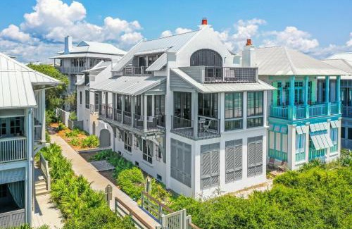 West Panama City Beach Casa | Oasis Cottage & Carriage House