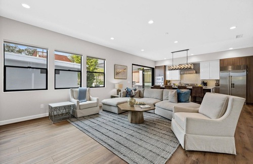 Del Mar Heights Casa | Oasis Del Mar 4 | Coastal 4BR Walk to Beach + Spa