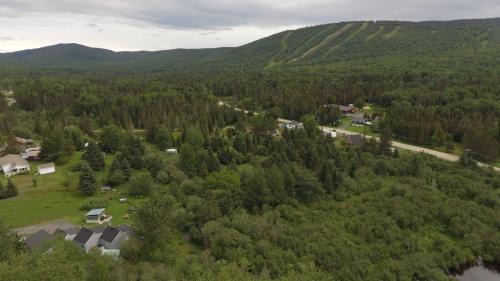 La Malbaie Chalet De Esquí | Oasis du grand fond Inc