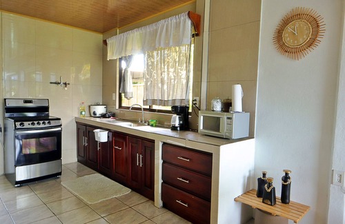 El Fósforo Apartamento | Oasis House with Soaking tub - Volcano & Lake views