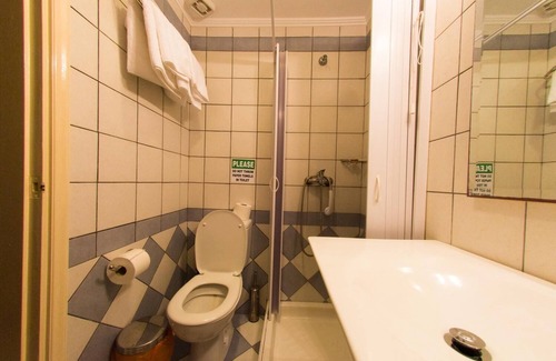 Mirties Hotel | Oasis Hotel