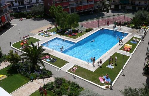 Sant Andreu de Llavaneres Apartamento | Oasis Near Barcelona Pool Tennis Beach