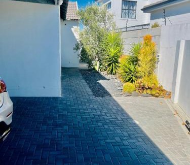 Bloubergstrand Casa | Oasis of Comfort