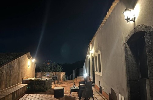 Mascali Casa | Oasis of Relaxation on Etna - Country House with Independent Suites, Pet-Friendly