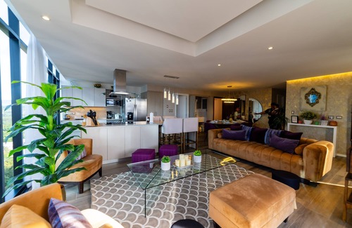 Zona 9 Apartamento | Oasis Penthouse de Lujo en zona 10 / 6 BD
