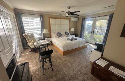 San Luis Obispo Casa | Oasis Private Entry Suite, Pool, Jacuzzi and more