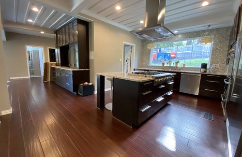 Marshall Casa | OASIS Retreat, Corporate Stays, Trial Lawyers, Large Family Gatherings