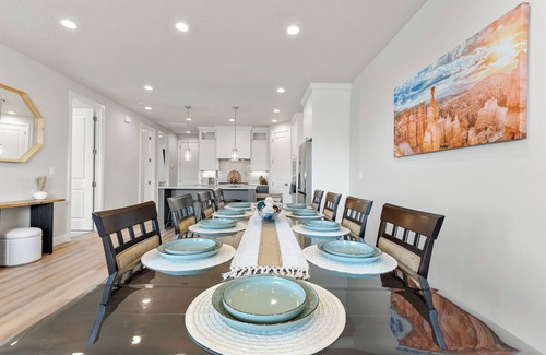 St. George Casa | Oasis Retreat: Desert Color Lagoon + Beaches, Private Hot Tub