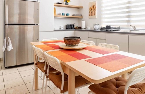 Cerro Gordo Apartamento | Oasis Terrace: ¡15 huésped, terraza, playa cerca!