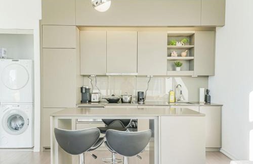 Downtown Toronto Apartamento | Oasis Toronto Suites