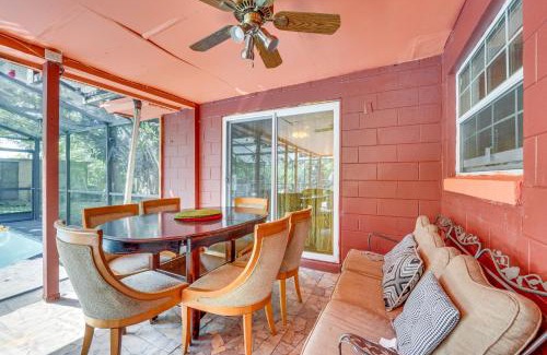 South Apopka Casa | Oasis with Grill and Pool about 16 Mi to Orlando!