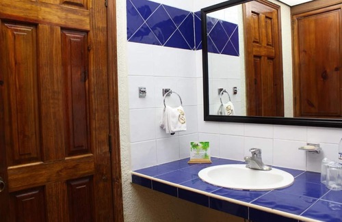 Calzada Madero Hotel | Oaxaca Dorado