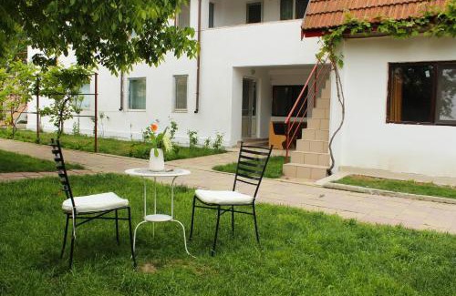 Vama Veche Casa | Oaza de Verdeata