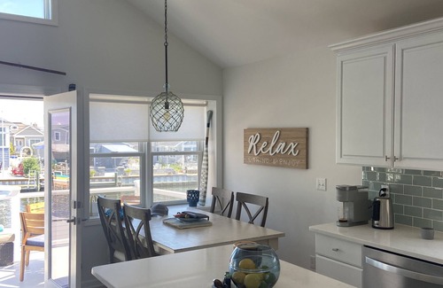 Dover Beaches North Casa | OB2 Bay front 3 bedroom home- walk to beach