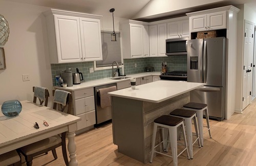 Dover Beaches North Casa | OB2 Bay front 3 bedroom home- walk to beach