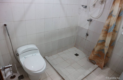 Dumaguete Hotel | Obdulia's Business Inn