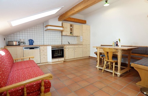 Segeten Apartamento | "Obere Stube" vacation apartment with balcony and view over the beautiful low mountain range