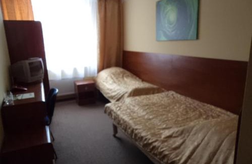Rawa Mazowiecka Cama Y Desayuno | Obiekt Tatar - Usługi Hotelarskie