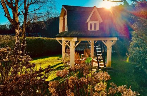 Tilff Apartamento | Oboho - Le gîte bohème (Pieds dans l’eau - Lit King Size - Jardin)
