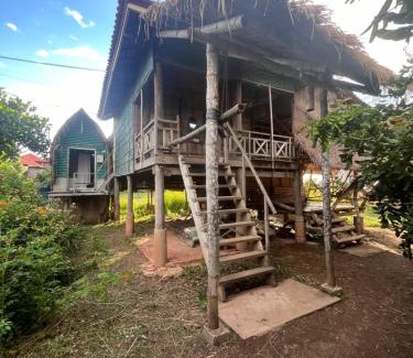 Tboung Khmum Casa | OBT Homestay and Bungalows