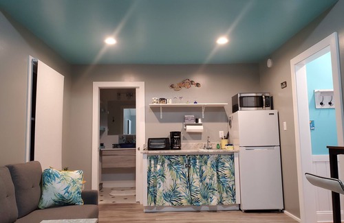 Colington Casa | OBX~Sunset View~Gazebo~Bike Path~Walk to Beach~Free Bikes & Kayaks~Super Clean!!