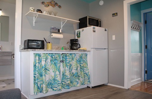 Colington Casa | OBX~Sunset View~Gazebo~Bike Path~Walk to Beach~Free Bikes & Kayaks~Super Clean!!