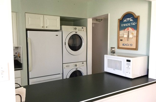 Ormond Beach Condominio | Océano a 5 minutos a pie, vista al río, 3 piscinas, mucha tranquilidad